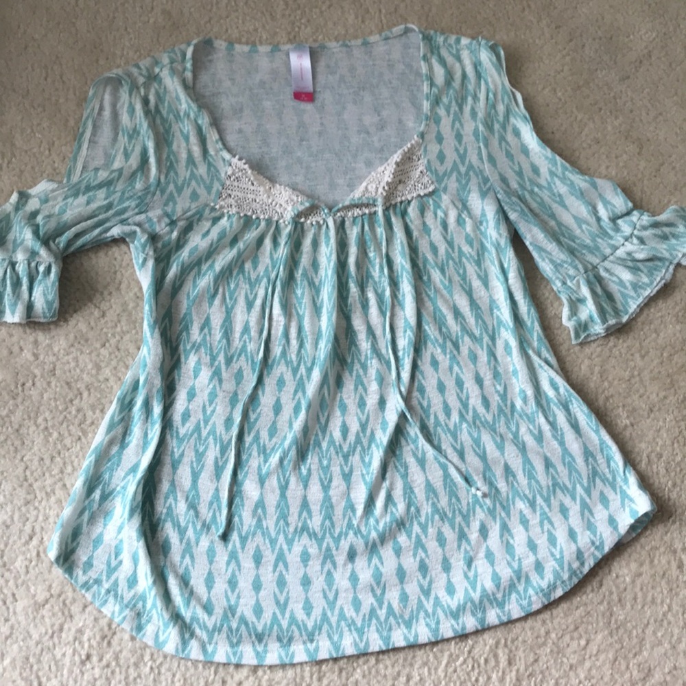 Women’s blouse